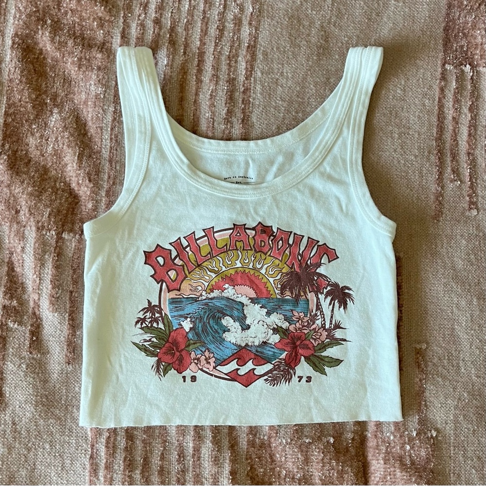 Billabong White Cropped Tank Top in size medium